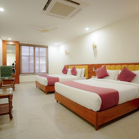 Hotel Eleven Heights 보팔 외부 사진