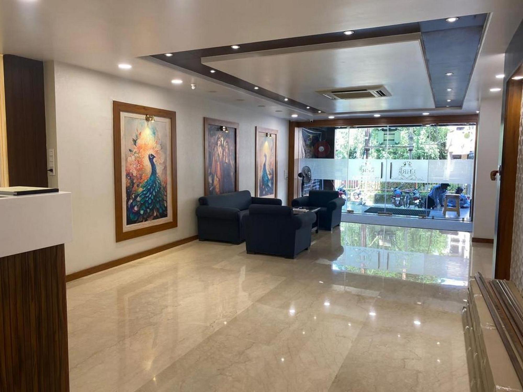 Hotel Eleven Heights 보팔 외부 사진