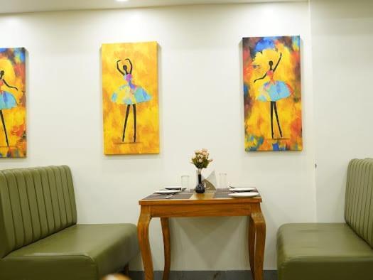 Hotel Eleven Heights 보팔 외부 사진